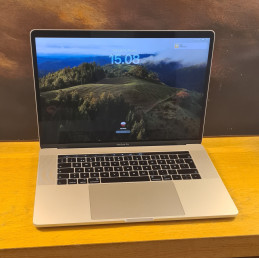 Apple MacBook Pro 15" 2018...