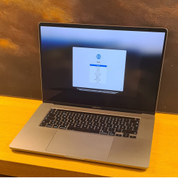 Apple MacBook Pro 16" 2019...