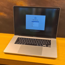 Apple MacBook Pro 16" (i7 /...