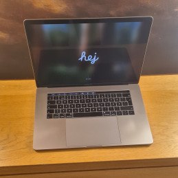 Apple MacBook Pro 15" 2018...