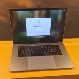 Apple MacBook Pro 15" 2018...