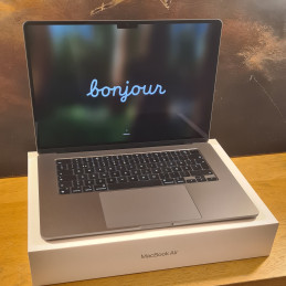 Apple MacBook Air 15" M2...