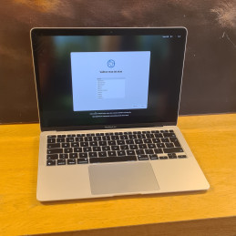Apple MacBook Air 13" M1...