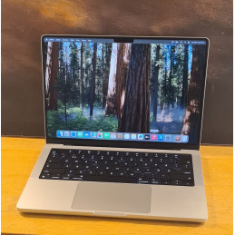Apple MacBook Pro 14" M2...
