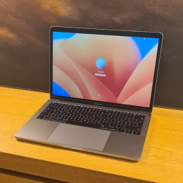 Apple MacBook Pro 13" 2017...