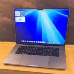 Apple MacBook Pro 16" 2021...