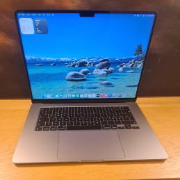 Apple MacBook Air 15" M2...