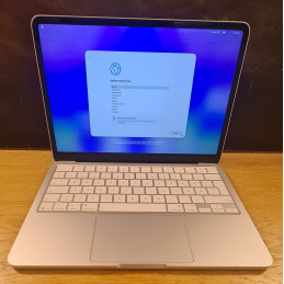 Apple MacBook Neo 13" (8GB...
