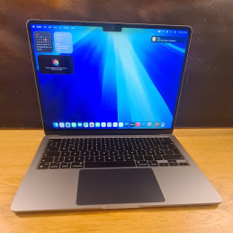 Apple MacBook Air 13" M2...