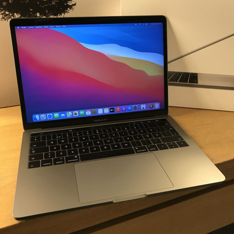 apple 2016 macbook pro ram