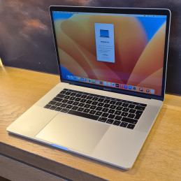 Apple MacBook Pro 15", 2018...