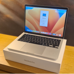 Apple MacBook Pro 13" 2020...